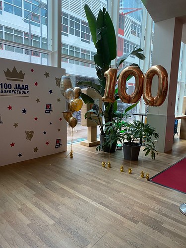 Balloon Bouquet Foilballoon Number Corporate Party 100 Jubileum Goedegebuur Lantarenvenster Rotterdam