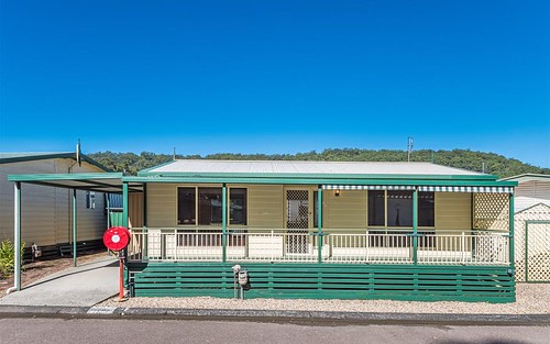 57 Second Avenue, Green Point NSW