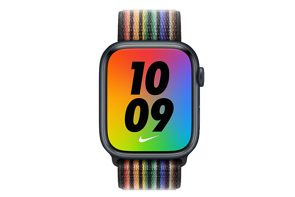 Apple-Watch-Series7-Pride-Edition-Nike-Sport-Loop-02