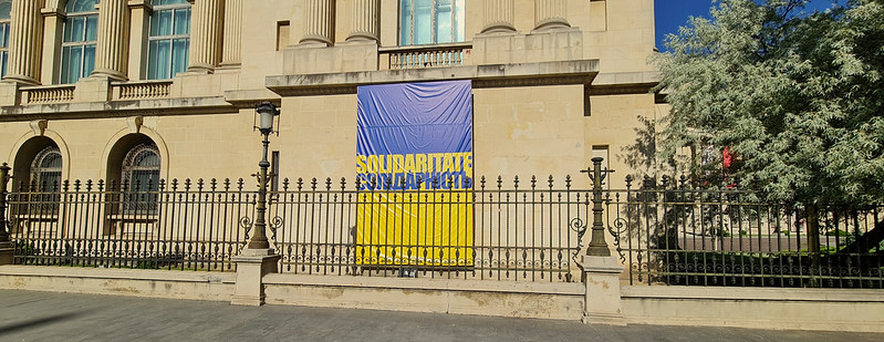Bucharest solidarity with Ukraine<br/>© <a href="https://flickr.com/people/9019841@N08" target="_blank" rel="nofollow">9019841@N08</a> (<a href="https://flickr.com/photo.gne?id=52097905512" target="_blank" rel="nofollow">Flickr</a>)