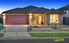 4 Camargue Circuit, Clyde North VIC