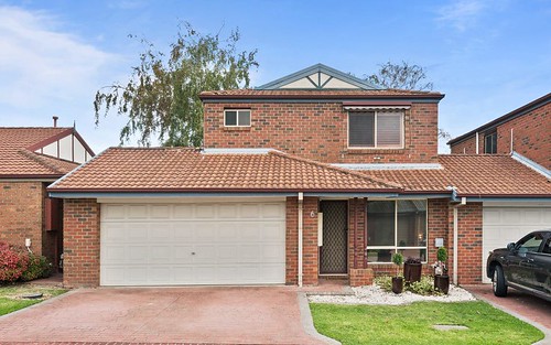 6 Heathcote Dr, Forest Hill VIC 3131