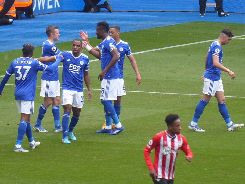 Leicester Celebrate going 4-1 up<br/>© <a href="https://flickr.com/people/79613854@N05" target="_blank" rel="nofollow">79613854@N05</a> (<a href="https://flickr.com/photo.gne?id=52106960183" target="_blank" rel="nofollow">Flickr</a>)