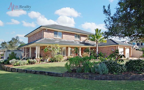 57 Yachtsman Dr, Chipping Norton NSW