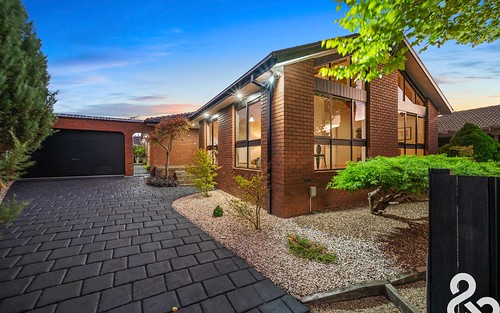 4 Kelly Place, Mill Park VIC 3082