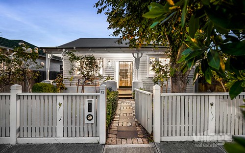 13 Robbs Rd, West Footscray VIC 3012