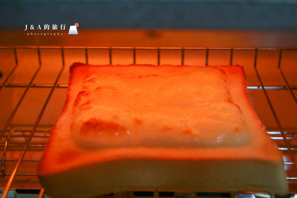 【食譜】惡魔吐司-風靡日本的早餐料理，加了酥脆培根更邪惡 @J&amp;A的旅行