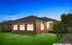 22 Snaefell Crescent, Gladstone Park Vic