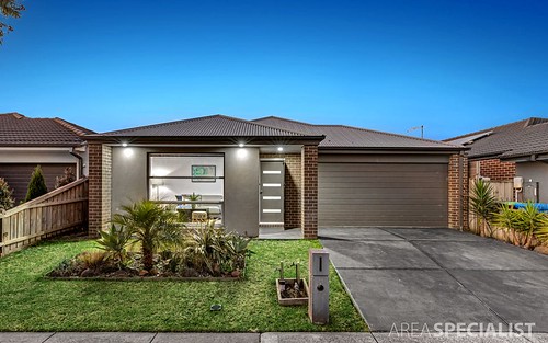 71 Frankland Street, Clyde North VIC 3978