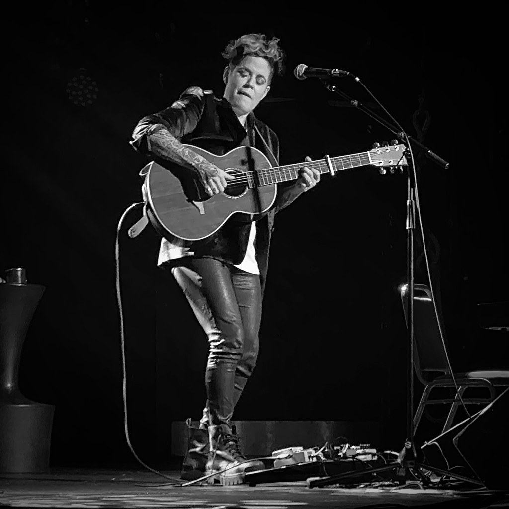 Amy Wadge images