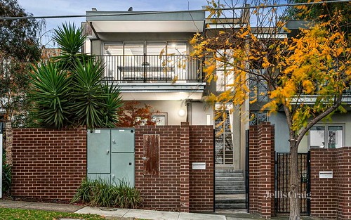 7/4-12 Fisher Pde, Ascot Vale VIC 3032