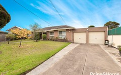 8 Selsey Court, St Albans VIC