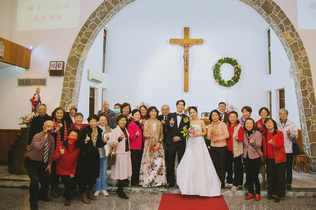 天主教婚禮,教堂婚禮,婚攝,底片 婚攝,婚禮攝影,婚攝,石牌聖體堂,台北婚攝推薦,台北婚攝,婚禮紀錄,自然風格