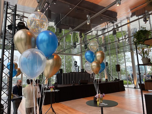 Table Decoration 6 balloons Corporate Party Vereniging YPO Chapter Amsterdam Depot Boijmans of Beuningen Rotterdam