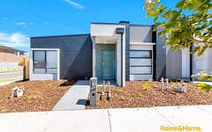 28a Plymouth Boulevard, Clyde North Vic