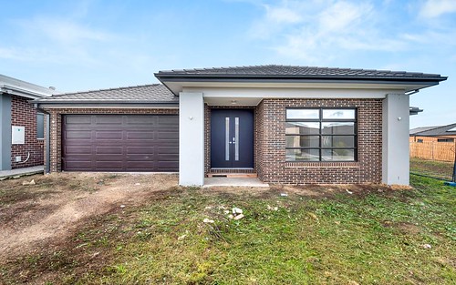 18 Nicastro Avenue, Wollert VIC 3750