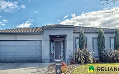81 Watervale Boulevard, Taylors Hill VIC