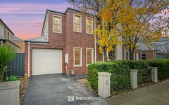 38 O'Donnell Drive, Caroline Springs VIC