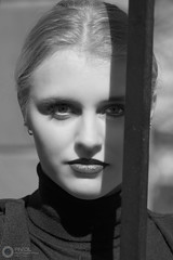 Model: Dena Brasem, Visagie: Rozemarijn Groeneveld, Fotograaf: Arno van der Linden