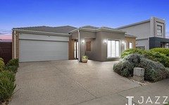 7 PEPPERS AVE, Point Cook VIC