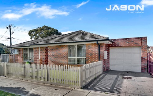 100 Northumberland Rd, Pascoe Vale VIC 3044