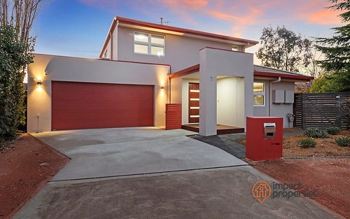 7 Dymphna Place, Franklin ACT