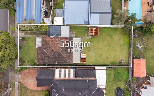 54 Ludgate St, Roselands NSW 2196