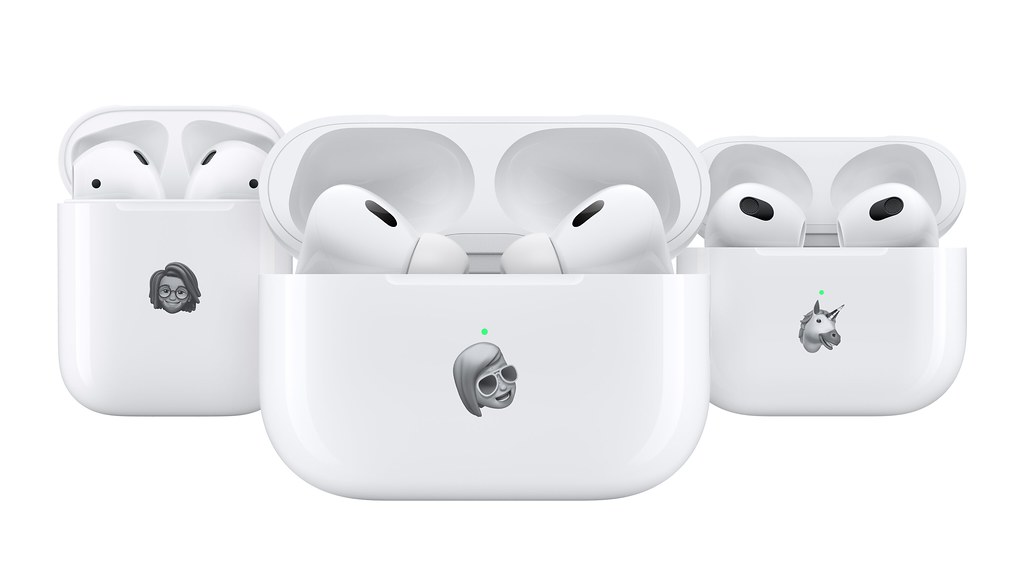 Apple-AirPods-Pro-2nd-gen-Memoji-engraving-options-220907