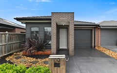 16 Copper Beech Road, Beaconsfield VIC