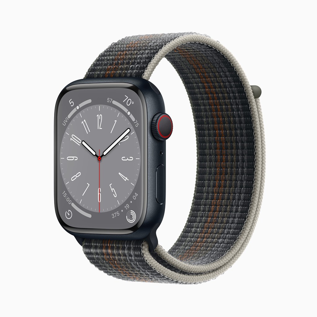 Apple-Watch-S8-aluminum-midnight-220907