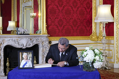 World Leaders - Book of Condolence for HM The Queen