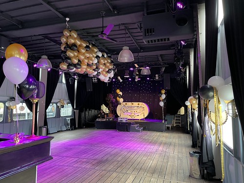 Table Decoration 3 balloons Balloondrop Partyschip the Ameland Parkkade Rotterdam