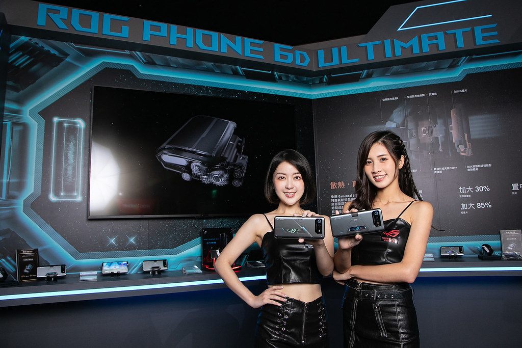 ROG-Phone-6D-Ultimate與ROG-Phone-6D，太空意象滿載的「航鈦灰」前衛美學設計。