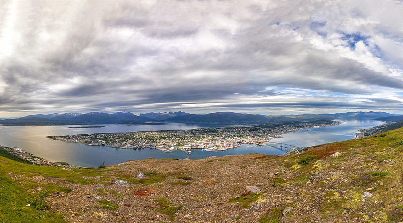 Tromso - Norway<br/>© <a href="https://flickr.com/people/142184921@N07" target="_blank" rel="nofollow">142184921@N07</a> (<a href="https://flickr.com/photo.gne?id=52381036249" target="_blank" rel="nofollow">Flickr</a>)