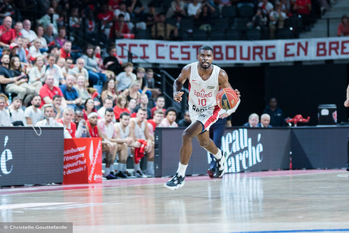 JL VS Paris basket - ©Christelle Gouttefarde
