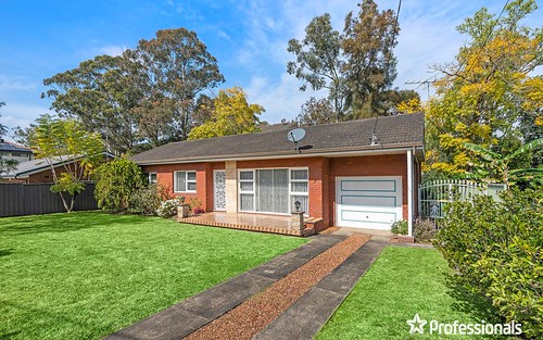 2 Lillian Cr, Revesby NSW 2212