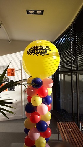 ballonpilaar breed rond Bedrijfsfeest Boekpresentatie Superkrachten voor je Hoofd Mind Gym voor Kids Restaurant Brasserie Euromast Rotterdam