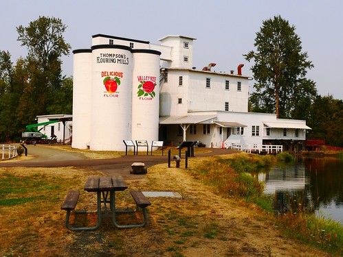 Thompson's Flouring Mills in Shedd, Oregon