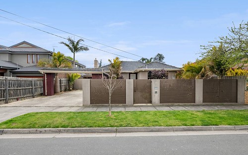 11 Charles St, Bentleigh East VIC 3165