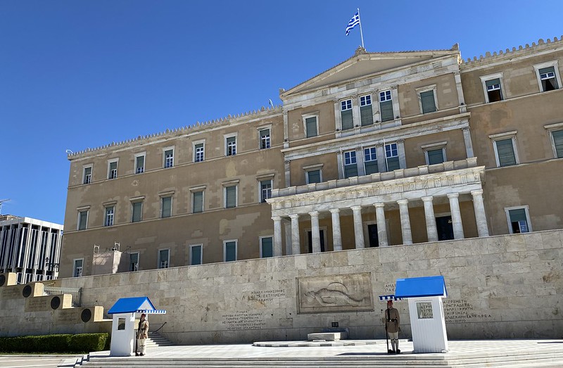 #Athens , #SyntagmaSquare #TomboftheUnknownSoldier #Monday #October3 #2022<br/>© <a href="https://flickr.com/people/32374483@N00" target="_blank" rel="nofollow">32374483@N00</a> (<a href="https://flickr.com/photo.gne?id=52432494301" target="_blank" rel="nofollow">Flickr</a>)