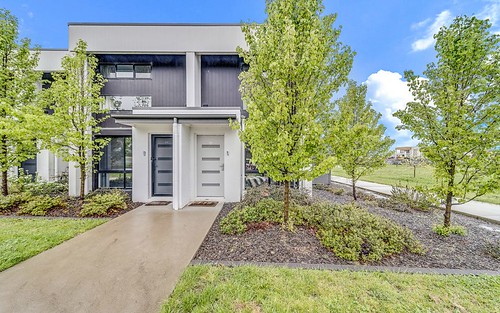 16/2 Newchurch St, Coombs ACT 2611