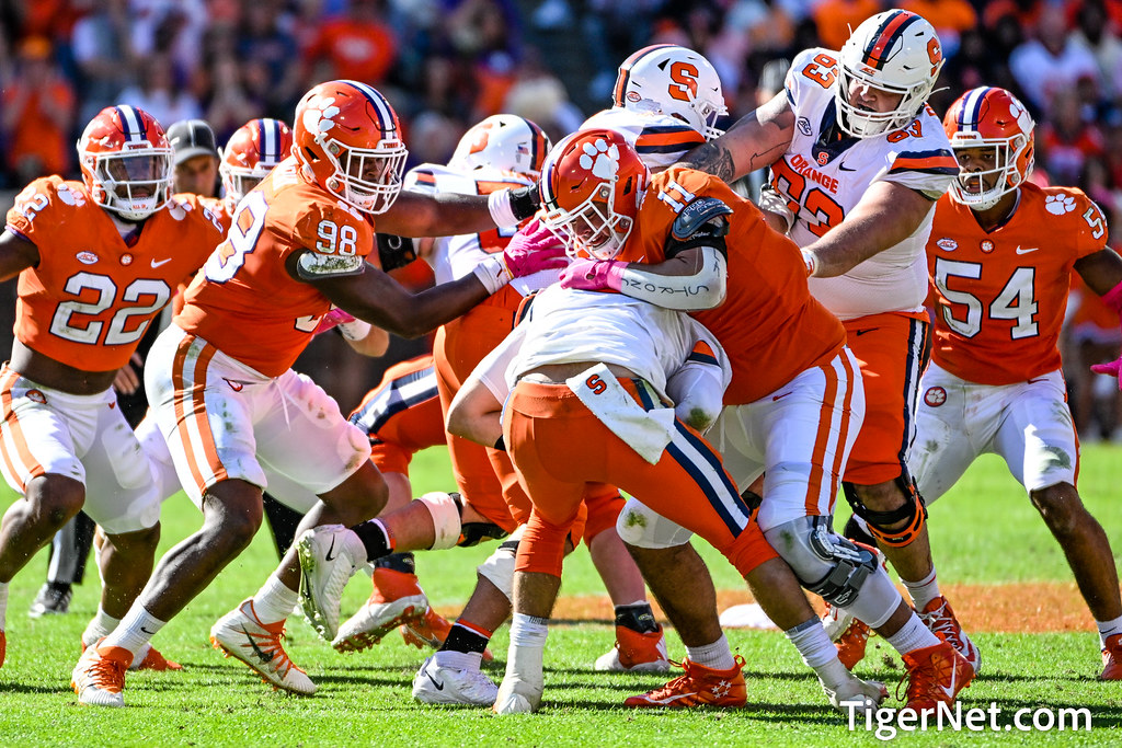 Clemson Football Photo of Bryan Bresee and Syracuse