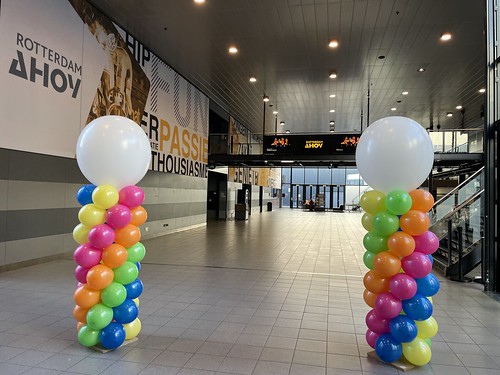 Ballonpilaar Breed Rond Kleine Deukjesdagen Centraal Beheer Ahoy Rotterdam