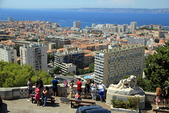 View over Marseille<br/>© <a href="https://flickr.com/people/8975511@N07" target="_blank" rel="nofollow">8975511@N07</a> (<a href="https://flickr.com/photo.gne?id=52469915353" target="_blank" rel="nofollow">Flickr</a>)