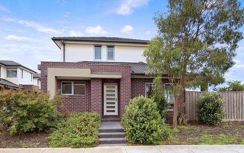 1/13 Blainey Cres, Epping VIC 3076
