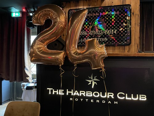 Folieballon Cijfer 24 Verjaardag The Harbour Club Rotterdam