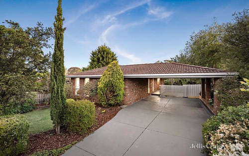 28 Fullwood Pde, Doncaster East VIC 3109