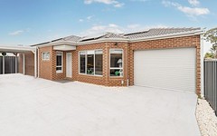 2/3 Woodburn Crescent, Meadow Heights VIC