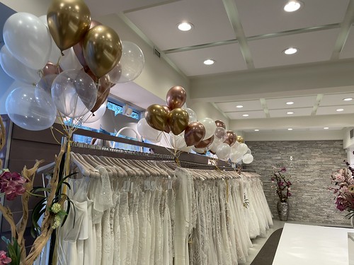 Helium Balloons Weddings Bruidsmode hoek Goudsesingel Meent Rotterdam