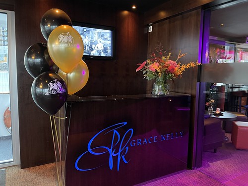 Tafeldecoratie 5ballonnen Gronddecoratie Bedrukt Bedrijfsfeest ESG Tech Live Grace Kelly Lounge Yacht Experience Grace Kelly Rotterdam